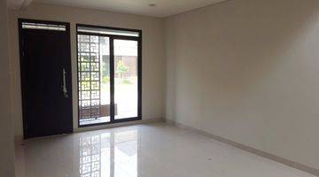 Gambar 5 Dijual Rumah Rapi Dan Terawat Cluster Precia The Eminent Bsd City Dekat Ice Bsd, Tol Bsd, Aeon Mall