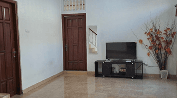 Gambar 3 Disewakan Rumah Semi Furnished Di Kawasan Denpasar Barat Lt 200m2