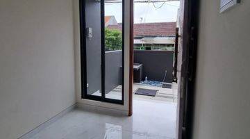 Gambar 4 Jual Rumah Baru Manyar 6x20