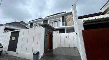 Gambar 1 For Lease Luxurious Villa Full Furnished With One Gate System In Tukad Balian Street, Renon, Denpasar