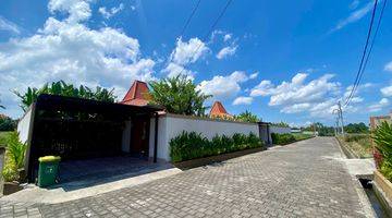 Gambar 1 Exclusive Joglo Concept Villa In A Premium Coastal Location At Yeh Gangga Beach, Tabanan