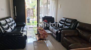 Gambar 3 *nego Sampe Deal* Rumah Cantik 2lt Fully Furnished 