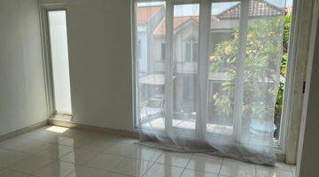 Gambar 4 Dijual Rumah di Central Garden Grand Citra Cibubur