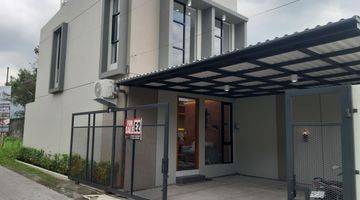 Gambar 1 Rumah Full Furnished Dengan Mezzanine Dekat Ugm