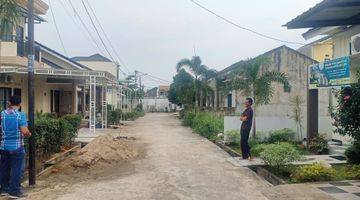 Gambar 5 Dijual Townhouse Sangat Cakep  & Murah 2 Lantai Posisi Di Sudut, Dekat Indogrosir Palembang, Sako, Palembang