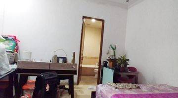 Gambar 1 Dijual Bu Rumah 2 Lantai di Tebet Jakarta Selatan