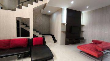 Gambar 5 Disewa Rumah Mewah Fully Furnished Dlm Cluster Jagakarsa Jaksel