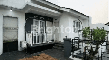 Gambar 1 RUMAH 2 LANTAI SEMI FURNISHED NYAMAN AMAN