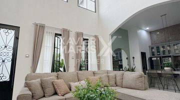 Gambar 1 Rumah Villa American Style Dekat Exit Toll Sawojajar View Cantik