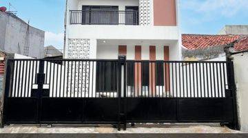 Gambar 1 Dijual Rumah Minimalis 2 Lantai Di Area