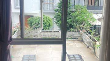 Gambar 4 Dijual Rumah di Versailles Residence SHM 4kt 5km