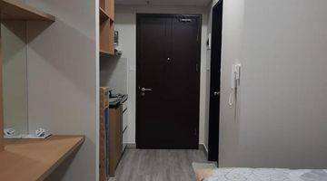 Gambar 3 Dijual Apartemen Studio Furnished Kondisi Bagus di Casa De Parco