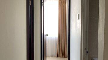 Gambar 5  Apartemen Cosmo Mansion 3 Kamar Tidur Semi Furnished Bagus