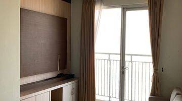 Gambar 2  Apartemen Cosmo Mansion 3 Kamar Tidur Semi Furnished Bagus