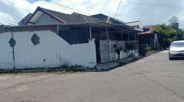 Gambar 1 Rumah Bagus Kawasan Kebonsari Indah Hook