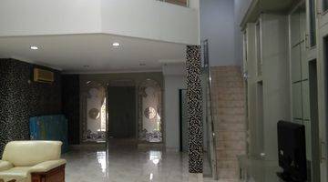 Gambar 1 Rumah Kontrakan Bagus Semi Furnished SHM di Pantai Indah Kapuk, Jakarta Utara