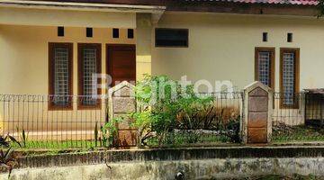 Gambar 2 RUMAH HOOK 1 LANTAI DI NUSALOKA, JL. FLORES, BSD