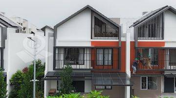 Gambar 1 Rumah 2 Lantai Plus Attic Room Mewah Kawasa Premium Akses Mudah