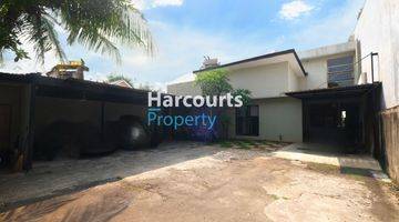 Gambar 1 Dijual Rumah Luas Area Bintaro Ada Swimming Pool