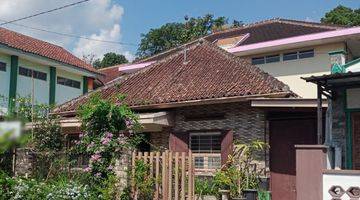 Gambar 1 Rumah 2 Lantai Bagus Unfurnished SHM di Jalan Pahlawan, Magelang