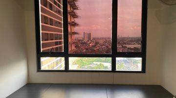 Gambar 2 Disewa Apartemen Collins Boulevard Unit Studio Semi Furnished