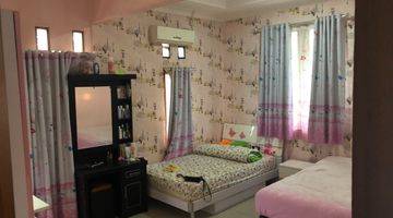 Gambar 2 Dijual Rumah 2 Lantai Full Furnished di Beji Depok