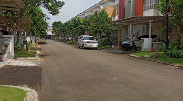 Gambar 4 Rumah Bagus 2 Lantai Cluster Volta Posisi Depan Club House