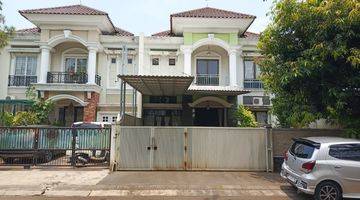 Gambar 1 Rumah Di Jalan Royal Boulevard Hgb Bagus Hadap Selatan