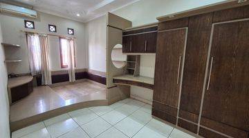 Gambar 5 Dijual Rumah Terawat Mekar Wangi 223m² 2lt 3kt Shm Bagus