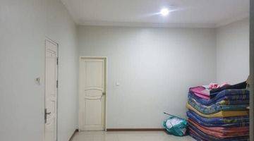 Gambar 1 Di Jual Cepat Rumah 2 Lantai SHM di Jl. Soekarno Hatta Perumahan Bhumi Nirwana Km.5