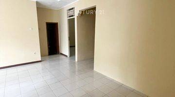 Gambar 3 Dijual Rumah Cantik Harga Menarik Di Bintaro Sektor 9