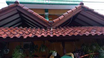 Gambar 2 Dijual Rumah 2 Lantai Di Aren Jaya