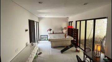 Gambar 3 Jual Cepat! Rumah Mewah Di Cluster Illustria Bsd City Tangerang 