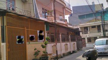 Gambar 2 Jual Rumah 3 Lantai Di Jelambar 