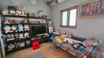 Gambar 4 Lihat Pasti Suka Harga Rumah 2 Lantai Jambangan Surabaya Bangun Baru Interior Cozy