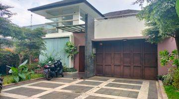 Gambar 3 Rumah Semi Villa 4 Lantai Bagus Furnished SHM di Dago Resort, Bandung