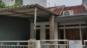 Gambar 1 Rumah 1 Lantai 3 Kamar Tidur Bukit Cimanggu City Lokasi Strategis