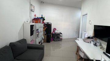 Gambar 1 Di Jual Rumah 2 Lantai  Sudah Renovasi Siap Huni