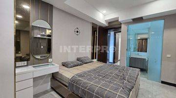 Gambar 1 Apartemen St Moritz Tower Royal High Floor 3+1 Bedroom Dijual