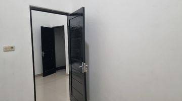 Gambar 2 Dijual Rumah Cantik Murah Ada Halaman Belakang 