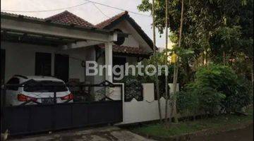 Gambar 5 RUMAH DENGAN LINGKUNGAN YG ASRI DAN SEJUK  DI VILLA MELATI MAS TANGERANG SELATAN