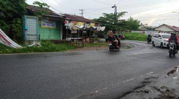 Gambar 2 Dijual Rumah Hook Strategis di Pinggir Jalan Sangat Cocok Untuk Bangun Usaha