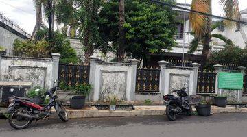 Gambar 4 Rumah Pinggir Jalan Cocok Untuk Kost 813/540 Jl Mampang Prapatan