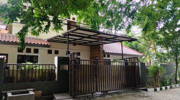 Gambar 5 Rumah Asri Di Hoek 2,5 Lantai Jl. Janur Indah Kelapa Gading