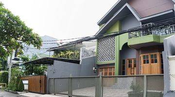 Gambar 3 Rumah Modern 300/418 Jl. Taman Lestari Lebak Bulus