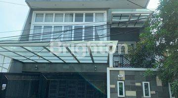 Gambar 1 Rumah Semi Furnished di Kelapa Gading Timur