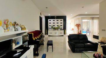 Gambar 2 Dijual Cepat Rumah Minimalis View Golf Plus Pool Graha Famili Surabaya Barat