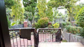 Gambar 5 Rumah Mewah Full Furnished Dua Lantai Gudang Kolam Renang 