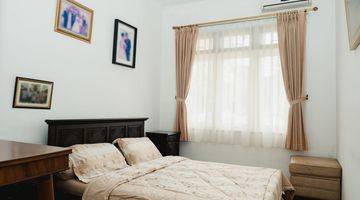 Gambar 4 Rumah Mewah 2 Lantai Tanah Luas Furnished di Kawasan Elite Tangerang Selatan