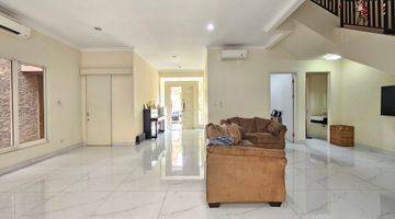 Gambar 1 Dijual Rumah Di Goldfinch The Spring Gading Serpong